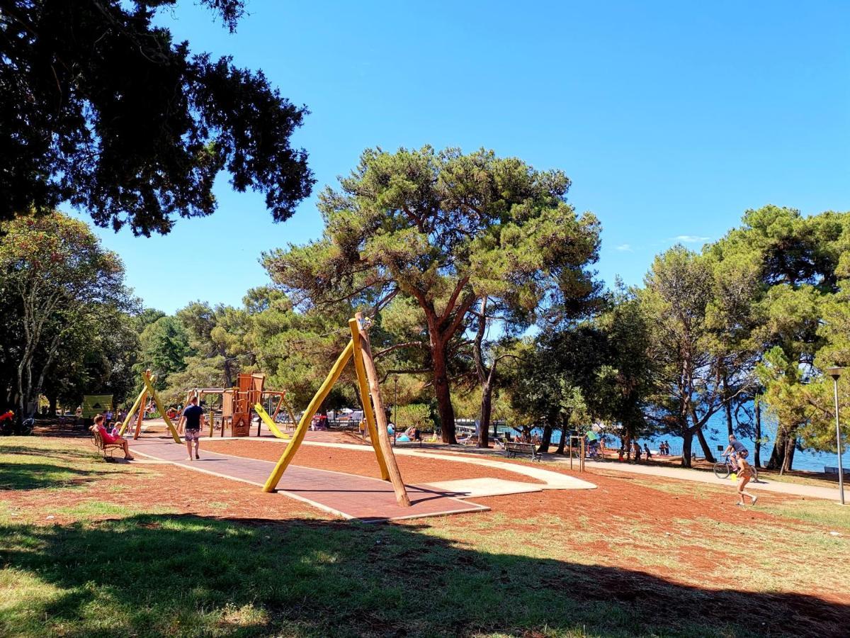 Stay In The Very Heart Of Porec - 50M To The Beach Extérieur photo