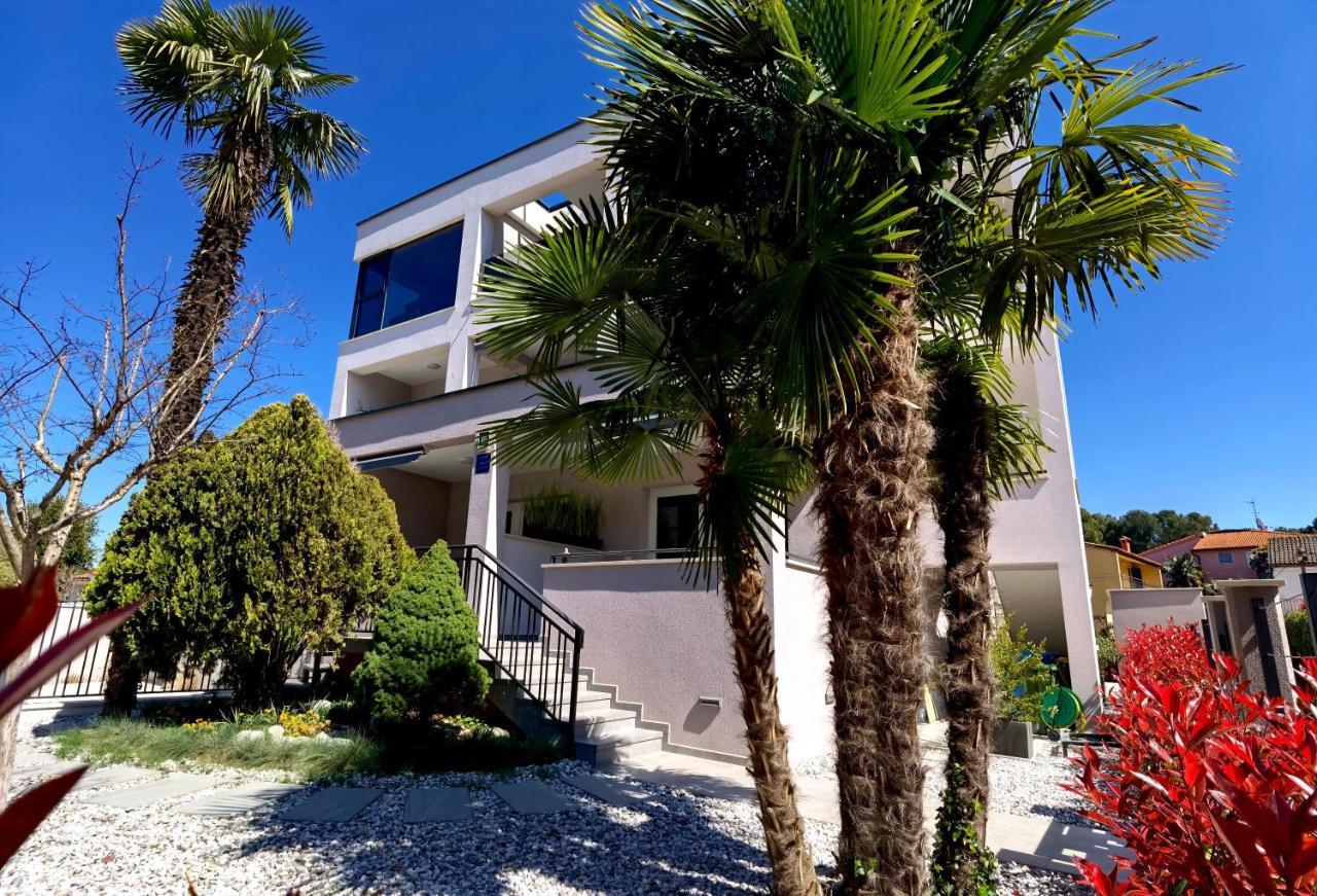 Stay In The Very Heart Of Porec - 50M To The Beach Extérieur photo