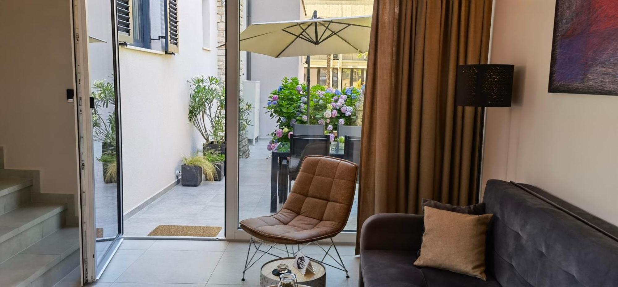 Stay In The Very Heart Of Porec - 50M To The Beach Extérieur photo